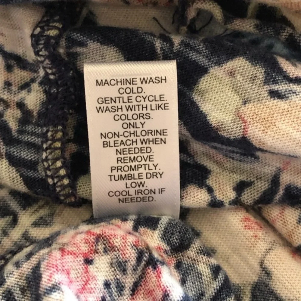 Cato Floral‎ Blouse Size 14/16W Round Neck Casual Everyday